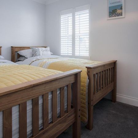 Ty Melyn - 2 Bedroom Cottage - Tenby Dış mekan fotoğraf